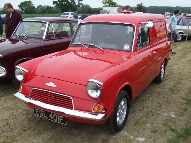 Classic Ford - Ford Anglia