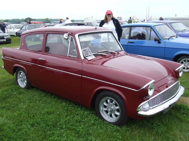 Classic Ford - Ford Anglia