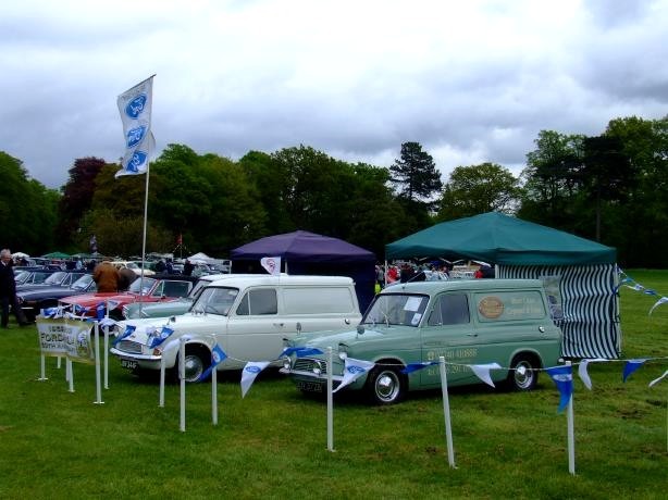 Club Stand 1