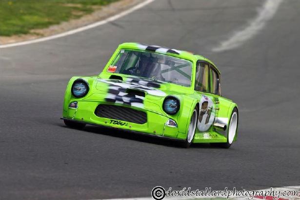 Ford Anglia - Brands Hatch 2013