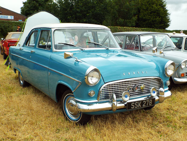 Ford Consul