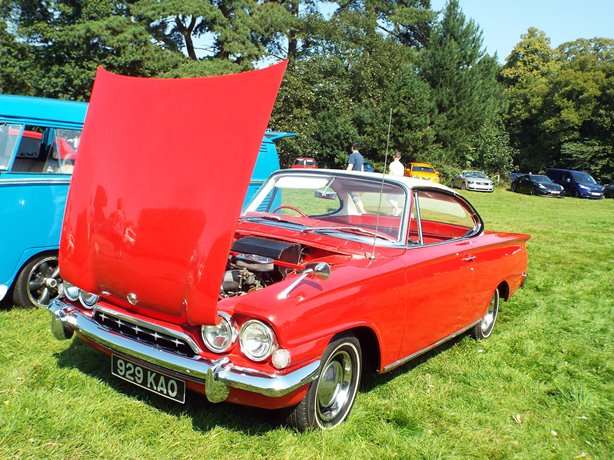 Ford Consul
