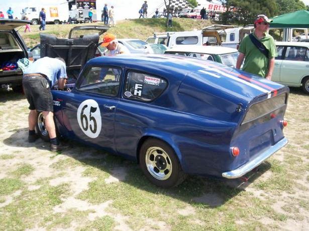 Breadvan Anglia No 8