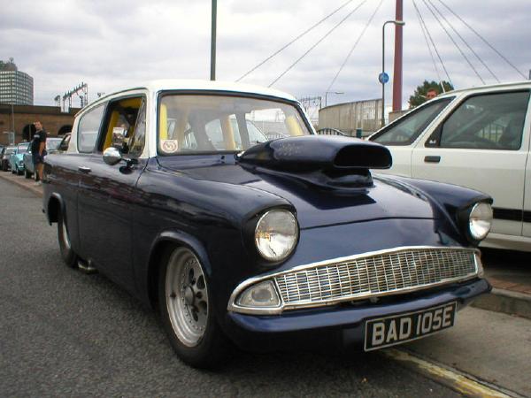 V8 Anglia 5