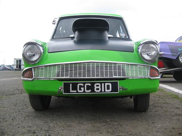 Ford Anglia 1