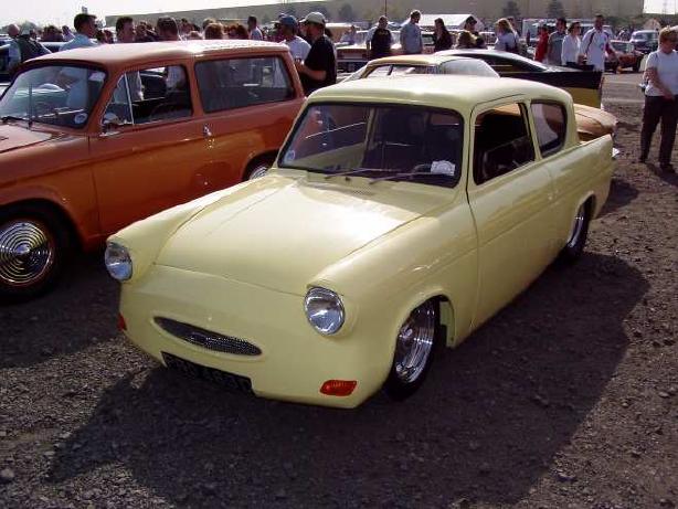 V8 Anglia 2