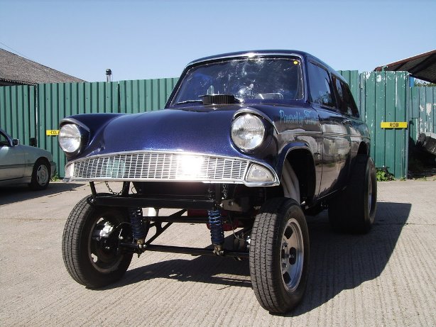 Ford Anglia estate - Russian Roulette