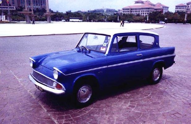 Malek's Anglia 4