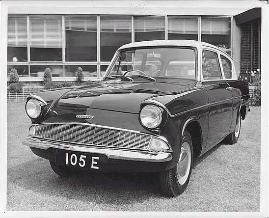 Ford Anglia 1