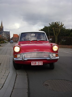 Ford Anglia 3