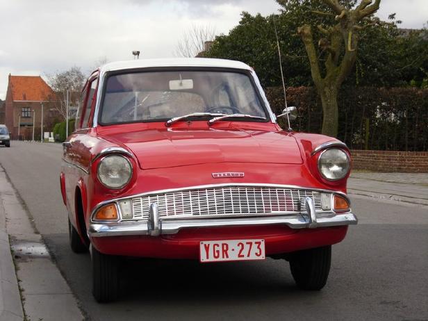 Ford Anglia 5