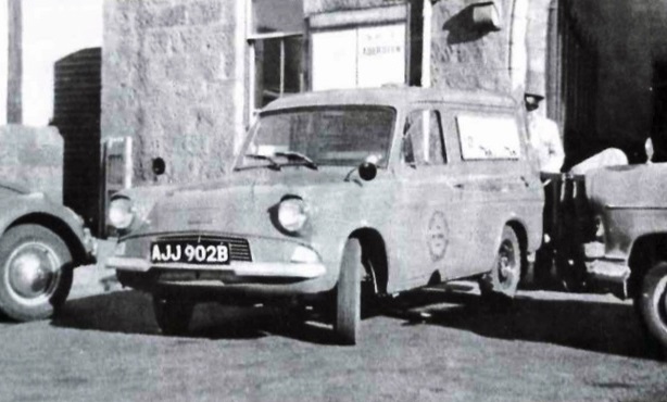 Ford Anglia - Royal Mail Van