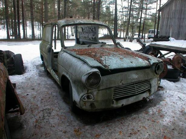 Ford Anglia Wreck 6
